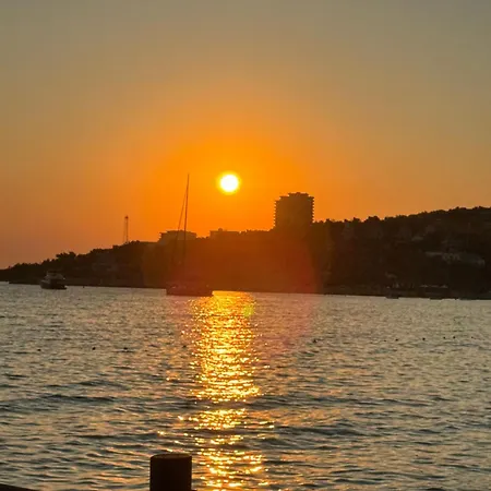 Sunset Serenity Apartment *